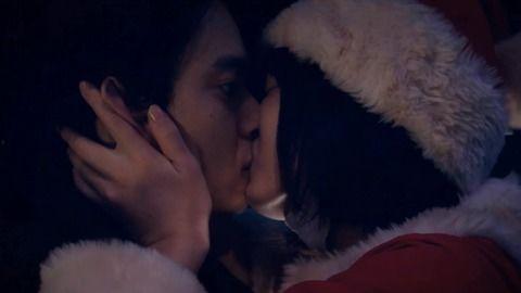 强吻床咚视频大全,激情四溢！盘点热门强吻床咚视频精选